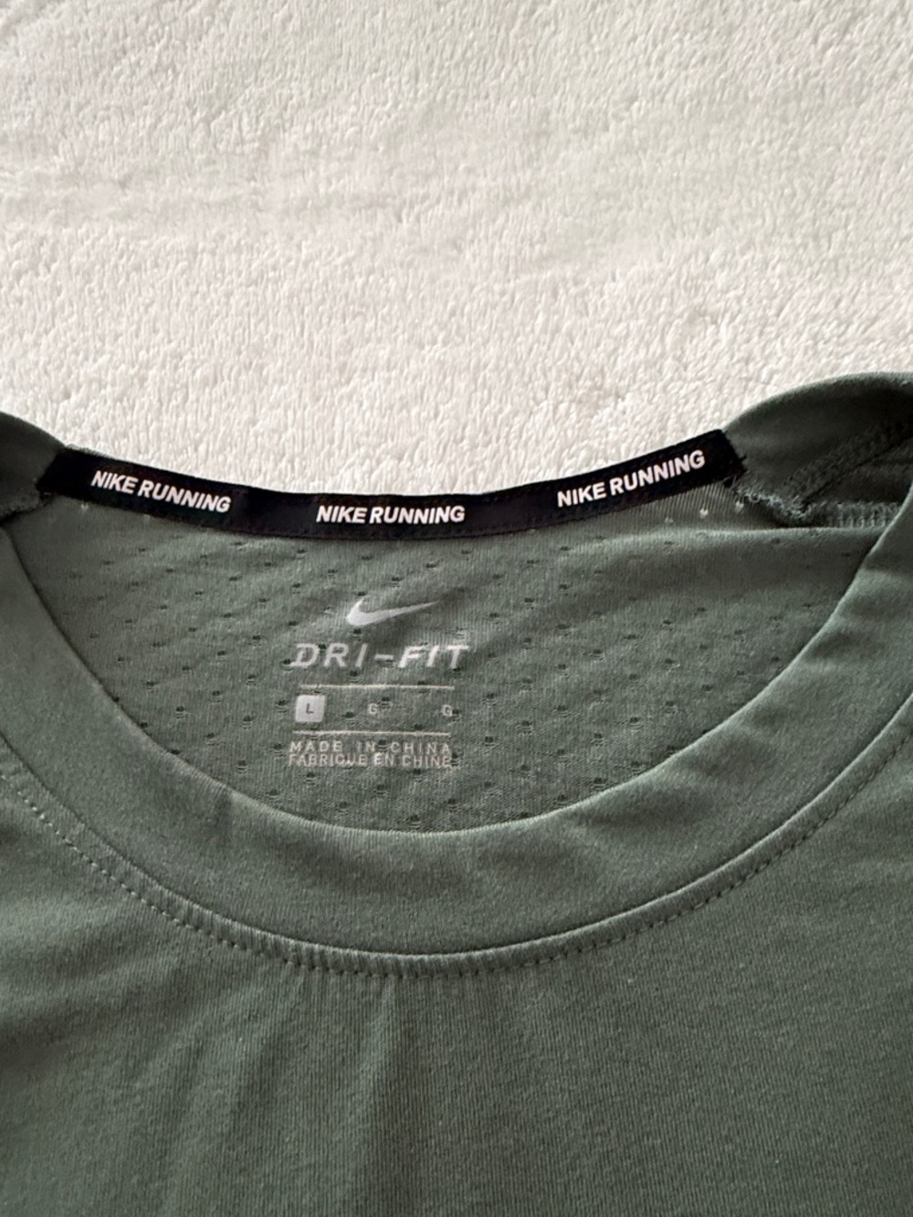 Nike Long-Sleeve Crew Shirt in Olive Green - Picture 3 of 3